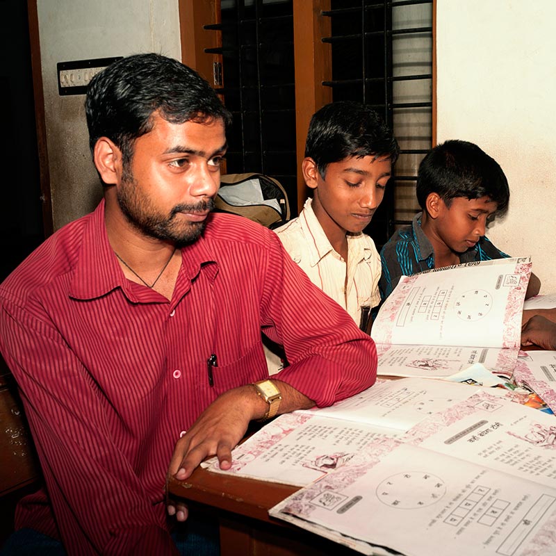 Schüler ohne Computer in Indien