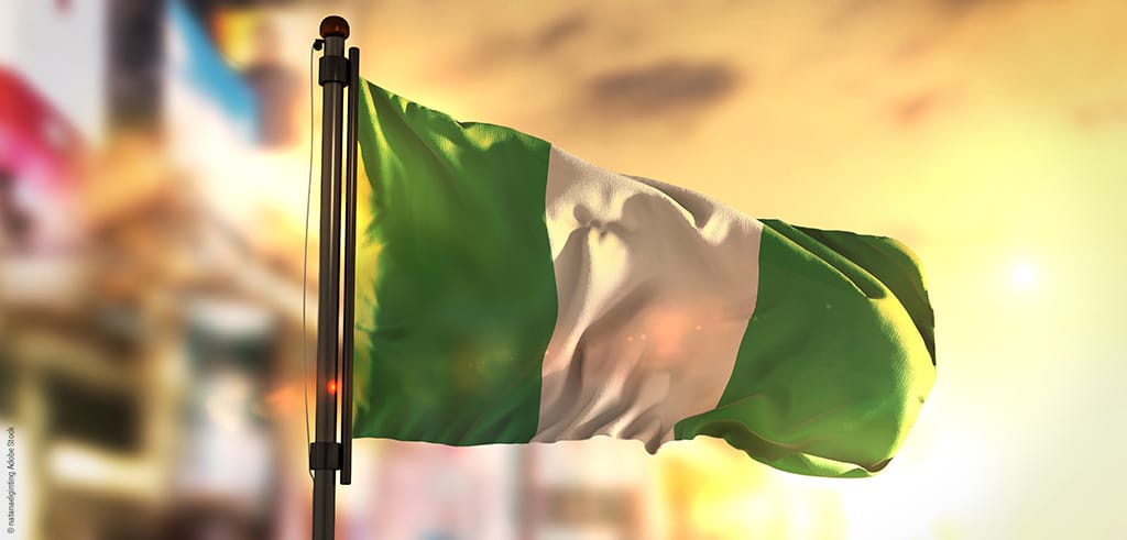 Flagge von Nigeria, dem bevölkerungsreichten Land Afrikas