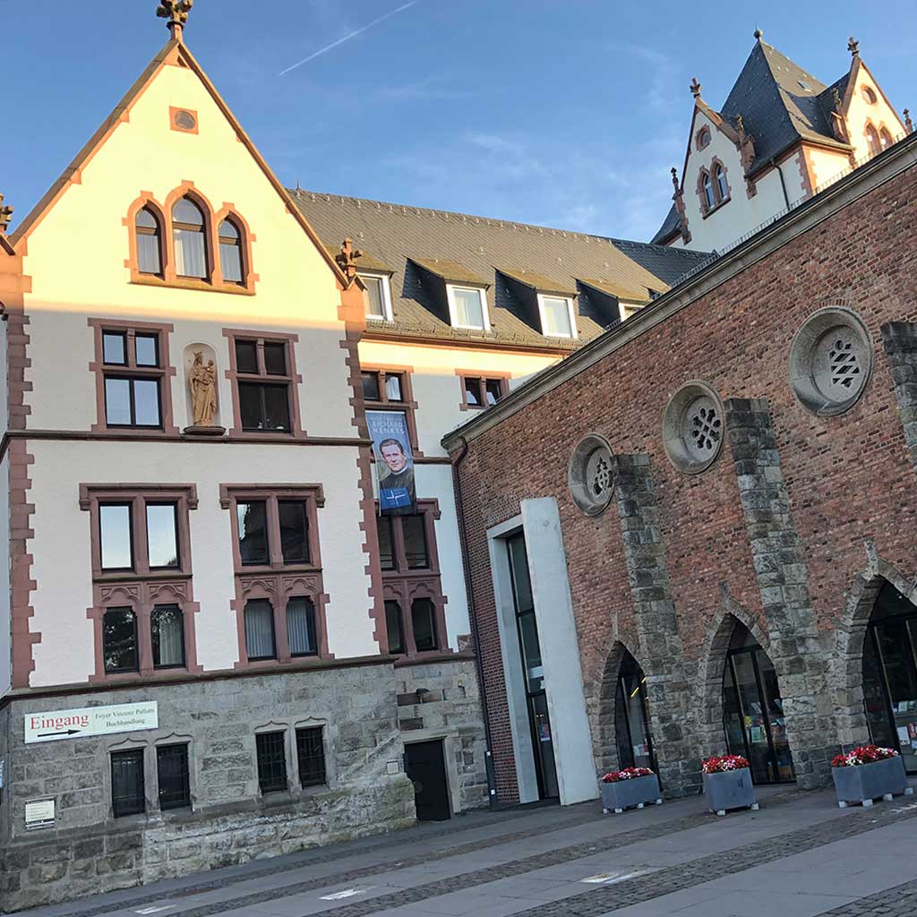 Missionshaus der Pallottiner in Limburg mit Foyer Vinzenz Pallotti