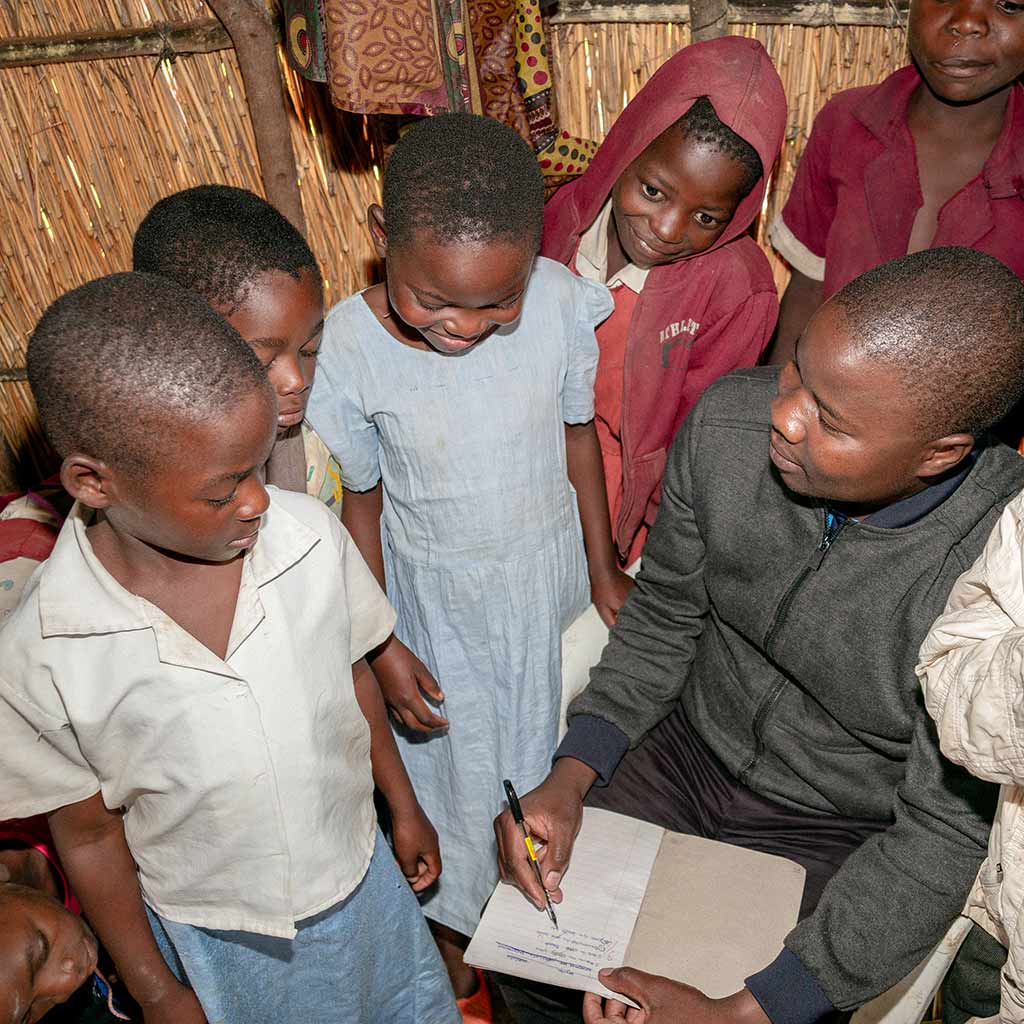 Unterricht in der Grundschule in Kaphatika (Malawi, Afrika)