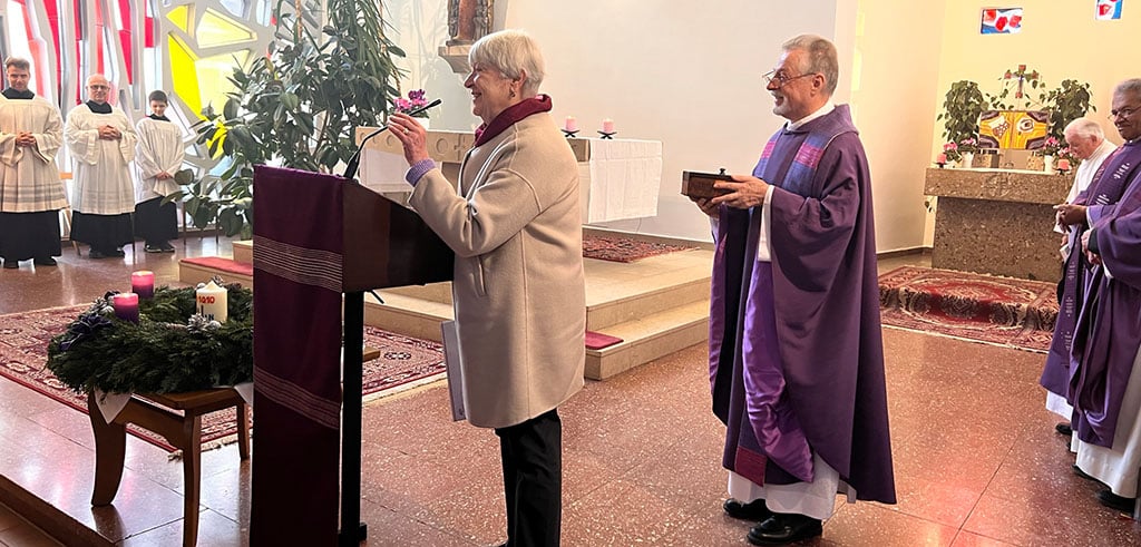 Eine Ära geht zu Ende: Pater Alfred Gruber wurde zusammen mit seiner Mitarbeiterin Monika Rainer im Pallottihaus Wien verabschiedet