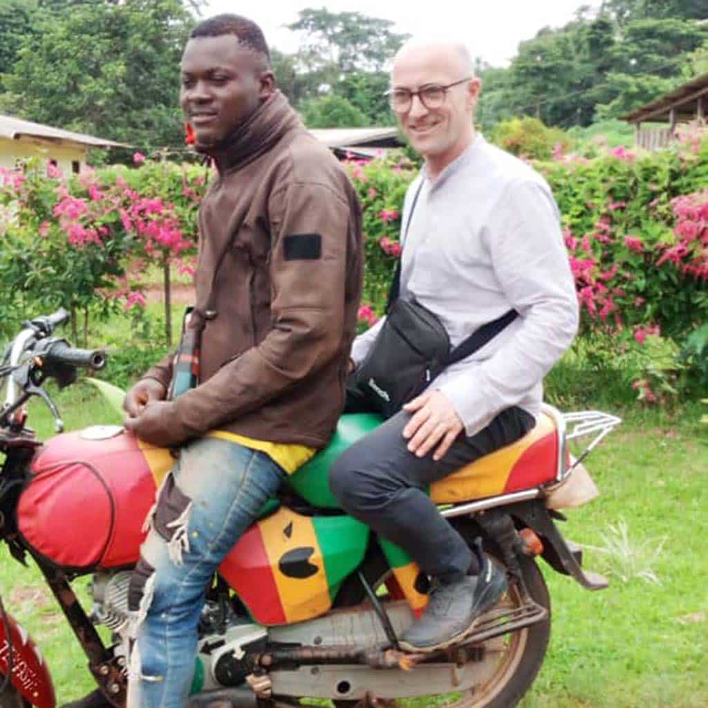 Missionssekretär Pater Maise besucht erstmals Kamerun