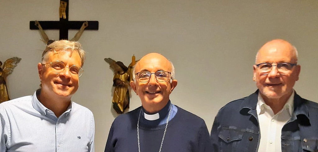 Bischöflicher Besuch in Friedberg: Bischof Dom Sebastiao Bandeira Coelho von der Diözese Coroatà in Brasilien