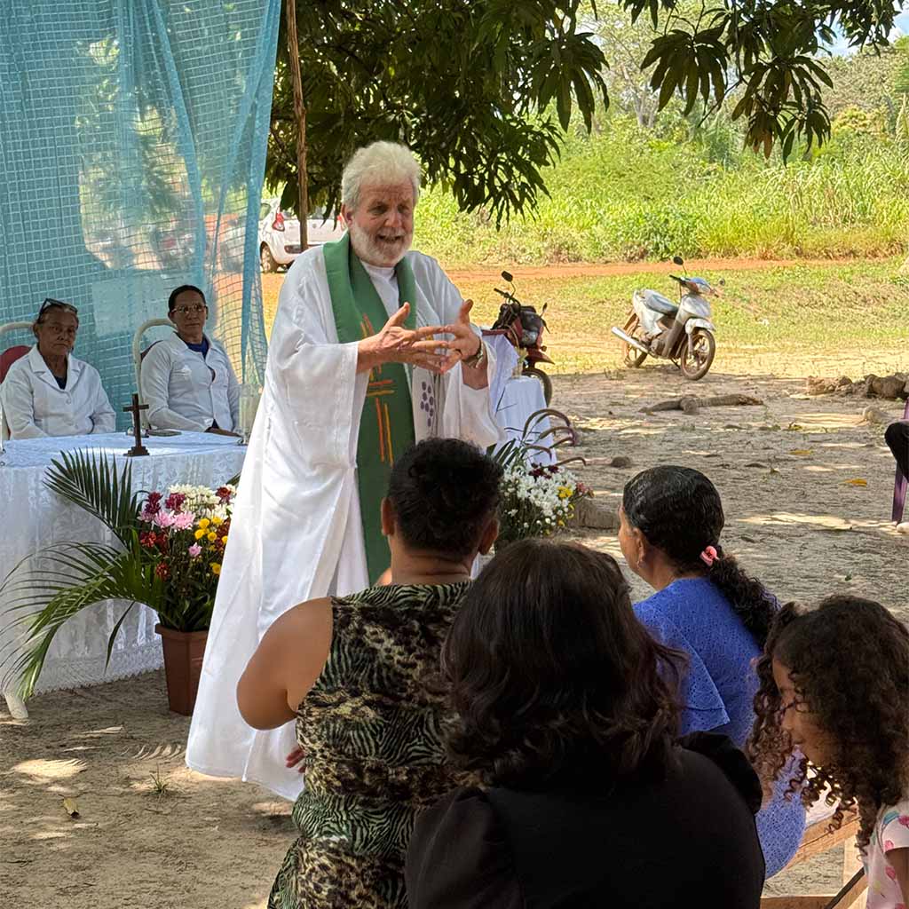 Mitbrüder in Brasilien 2025: Gottesdienst im sog. Interior