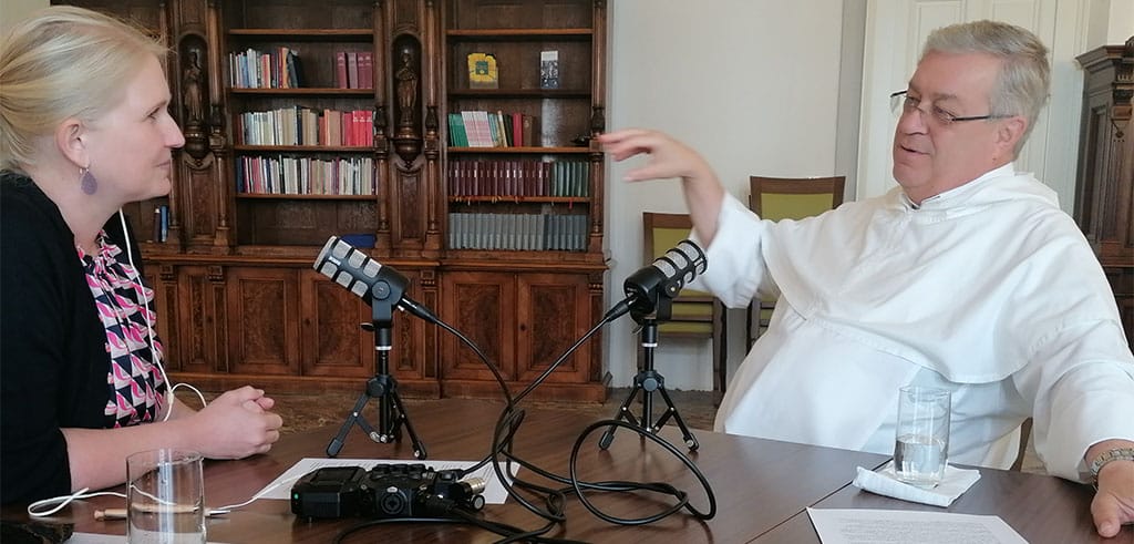 Aktuelle Folge des Podcasts „Orden on air“ mit Renate Magerl und Pater Günter Reitzi OP zum Thema Frieden Orden on air - kommt aus Österreich