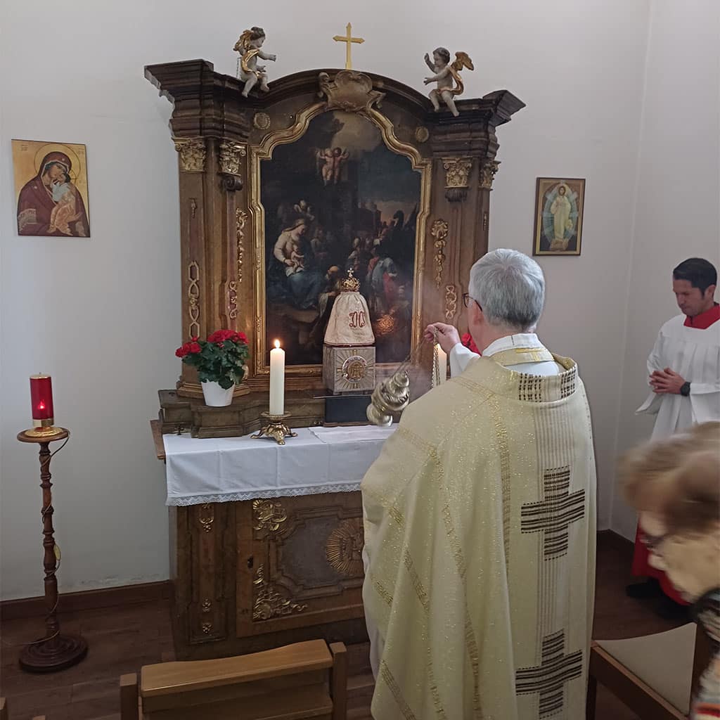 Dreikönigskapelle - Friedberg - neuer Tabernakel - stille Anbetung - 20250830