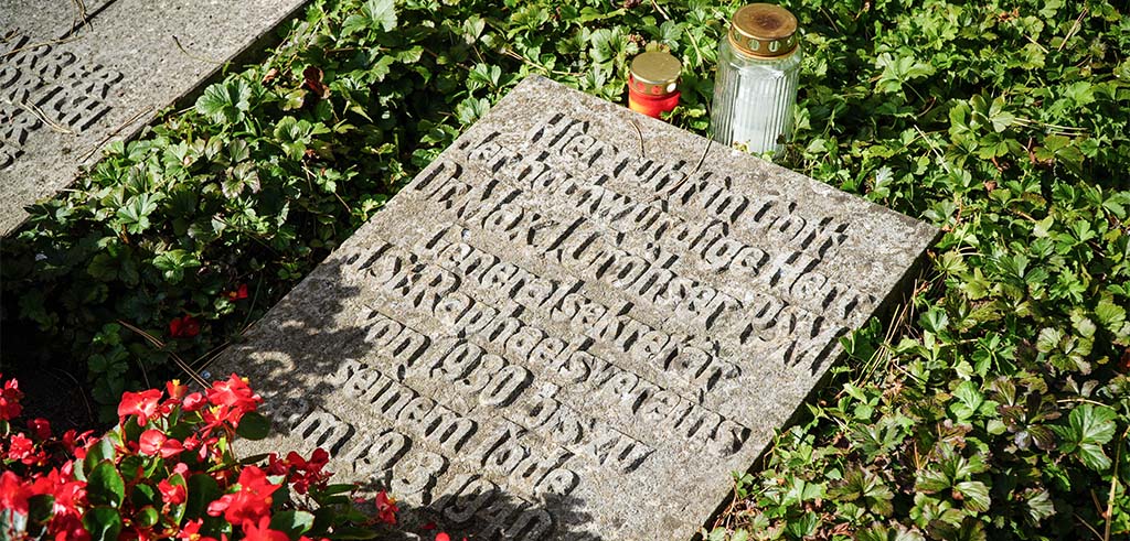 Einen Baum für Pater Max Größer in Yad Vashem?