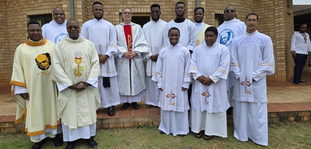 Professerneuerung in Merrivale Südafrika 2025