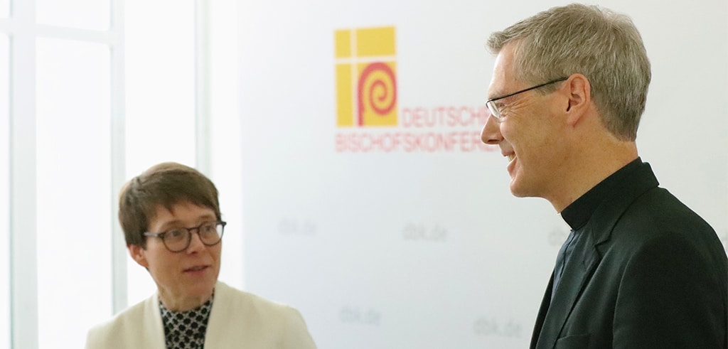 Bischof Dr. Heiner Wilmer SCJ wurde zum Vorsitzenden der Deutschen Bischofskonferenz gewählt Bischof Dr. Heiner Wilmer SCJ wurde zum Vorsitzenden der Deutschen Bischofskonferenz gewählt