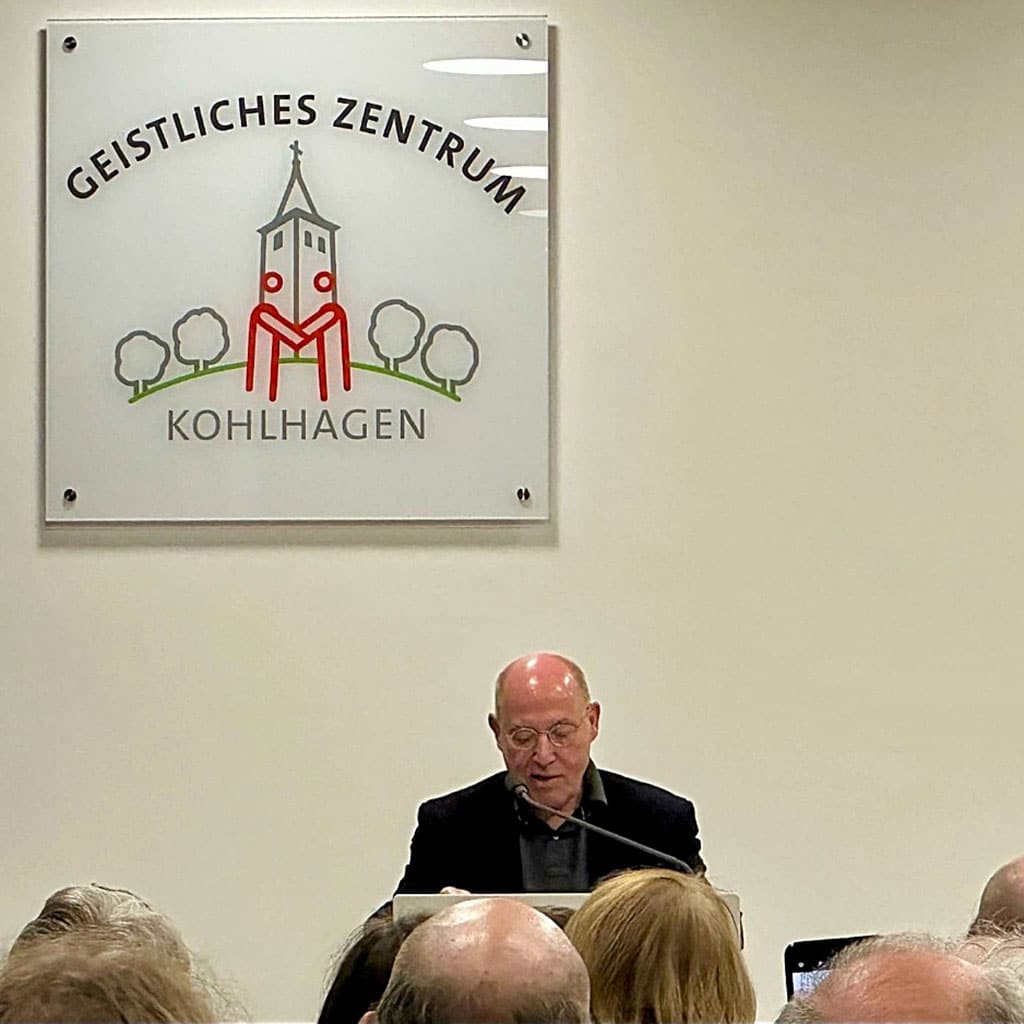 Dr. Gregor Gysi zu Gast auf dem Kohlhagen „Braucht die Gesellschaft die Religion?“ - Ein Gespräch über Religion, Moral und die Herausforderungen der Gesellschaft