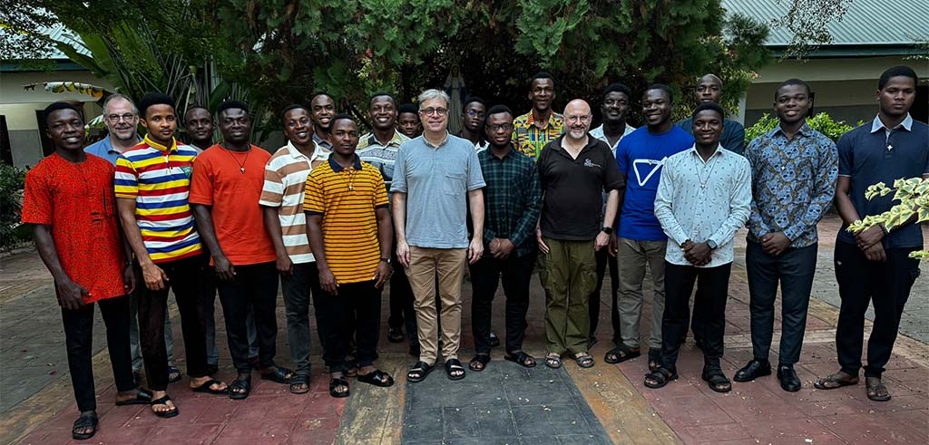 Begegnung mit den Studenten der Philosophie in unserem Studentenhaus in Mbaukwu
