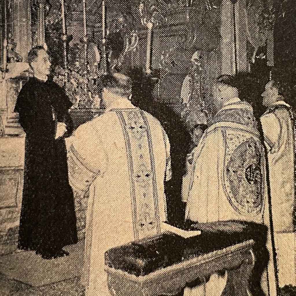 Aussendungfeier für die Missionare Pater Lorenz Scheu und Pater Werner Hunold (Zeitungsfoto von 1951) Aussendungfeier für die Missionare Pater Lorenz Scheu und Pater Werner Hunold (1951)