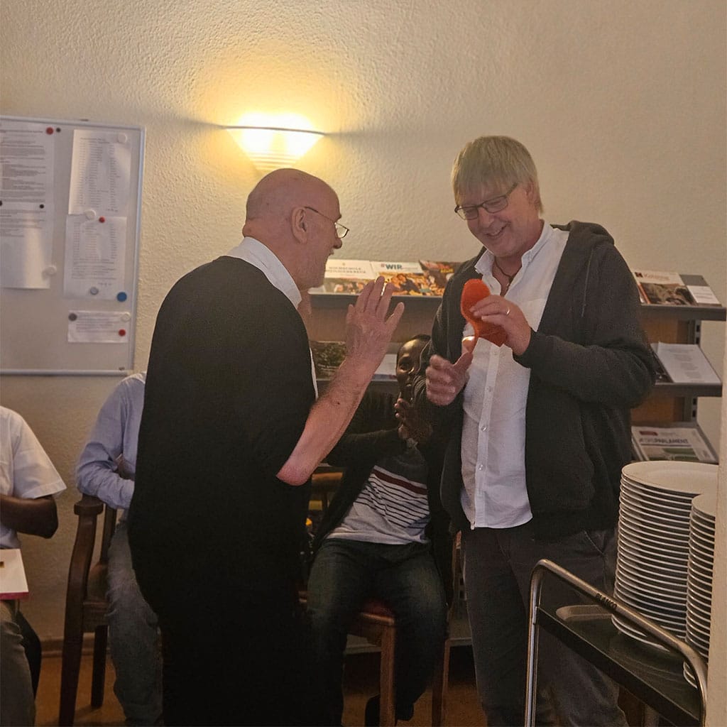 Pater Possmann dankte er dem bisherigen und künftigen Ökonomen Pater Alexander Diensberg Verabschiedung von P. John Ndidi SAC und P. Norbert Possmann SAC