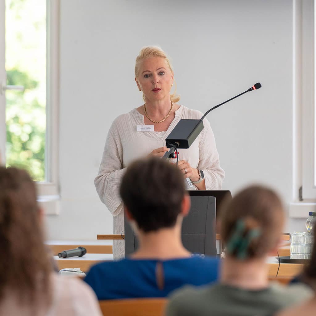 Foto von einer Vorlesung während des Campus-Days 2026 der Vinzenz Pallotti University.
