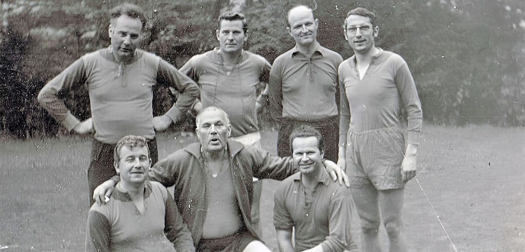 Hochschulpatres waren gute Fußballspieler. Vorne links Pater Friedel Weiland. Hochschulpatres waren gute Fußballspieler. Vorne links Pater Friedel Weiland.