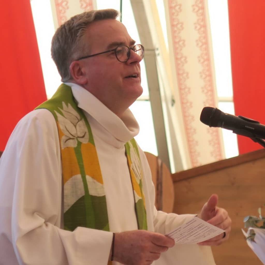 Pater Christoph Lentz beim Zeltgottesdienst des Friedberger Volksfestes 2026 Pater Christoph Lentz beim Zeltgottesdienst