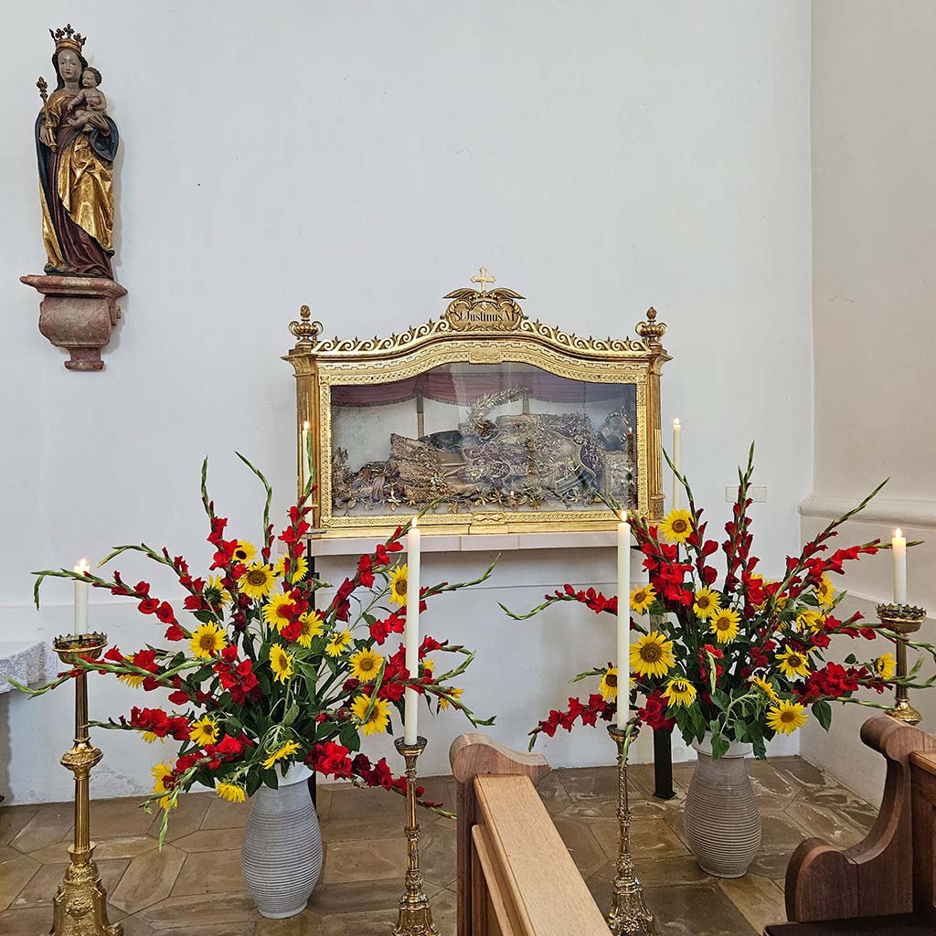 Schrein des heiligen Justinus in der Wallfahrtskirche Herrgottsruh