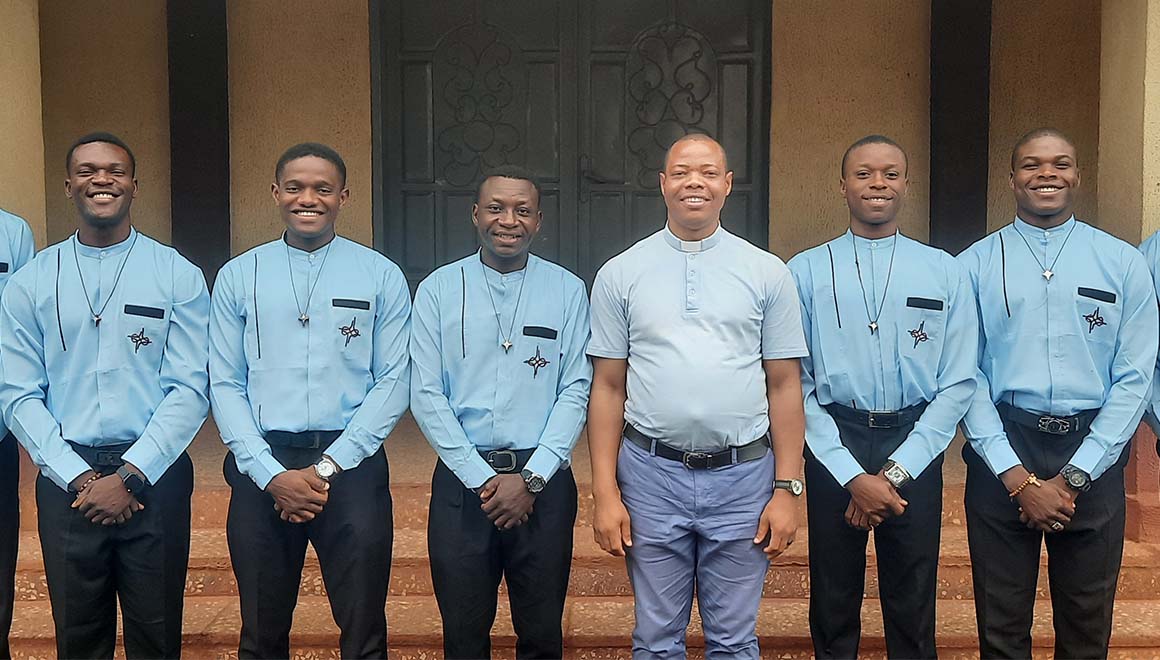 Abschluss des Noviziatsjahres in Owerri in Nigeria