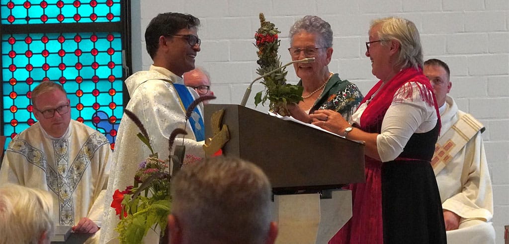 Zur Einführung von Pater Clement in Bad Zwischenahn war auch eine kleine Abordnung aus dem Allgäu angereist Pater Clement Martis 2026 in Bad Zwischenahn eingeführt