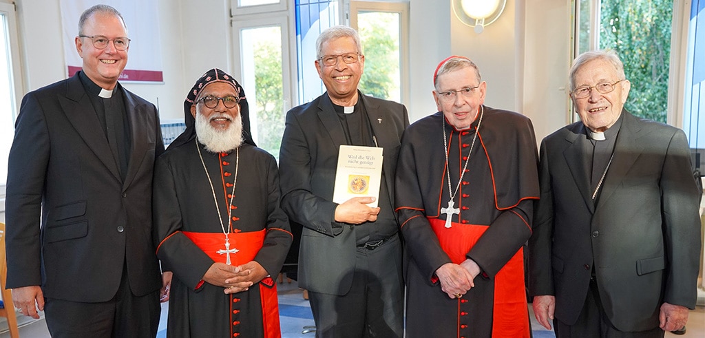 Dr. Heiko Merkelbach, Kardinal Baselios Cleemis Catholicos, Prof. Dr. George Augustin SAC, Kardinal Kurt Koch, Kardinal Walter Kasper (v.l.n.r.) „Weil die Welt nicht genügt“: Internationale Tagung würdigt Pater George Augustin zum 70. Geburtstag